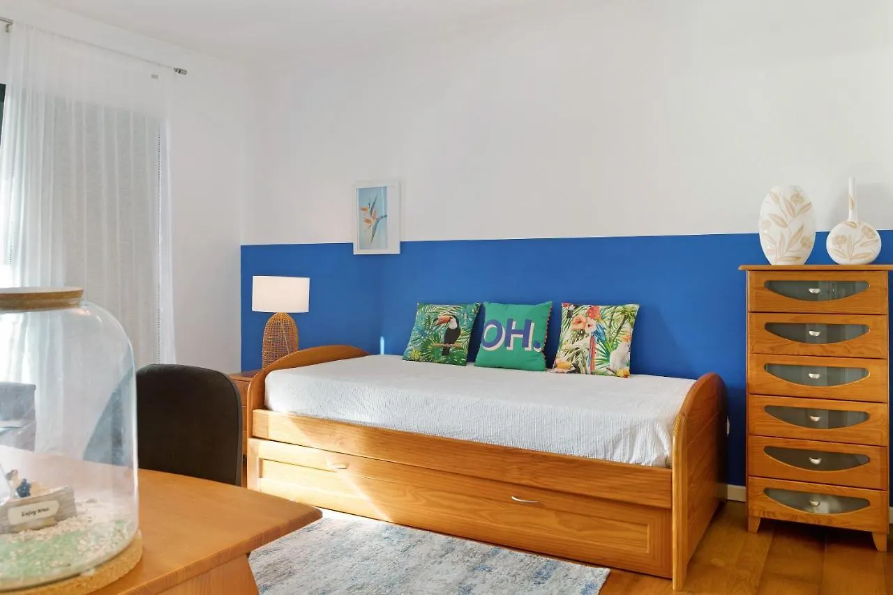 Luzias Apartment Фуншал